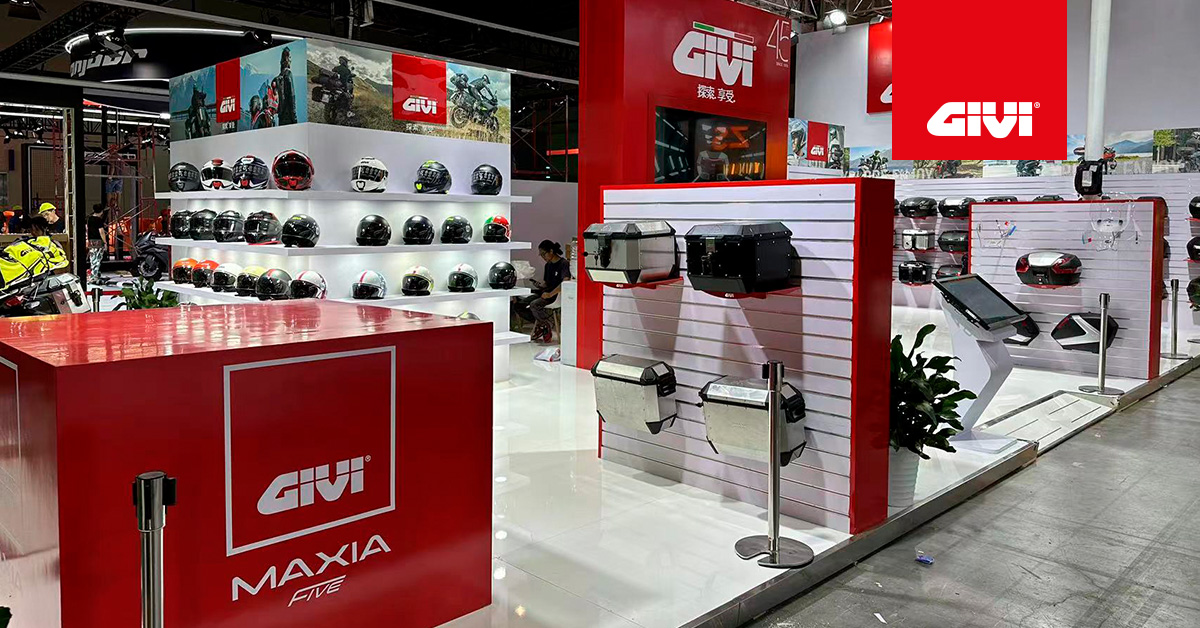 GIVI-45+auf+der+cimamotor+in+chongqing%2C+CHINA